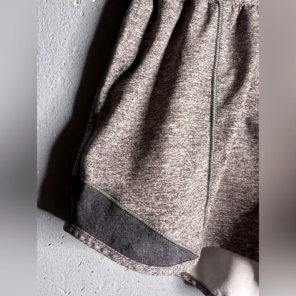 Lululemon Hotty Hot Short Low-Rise 4 Tall “Heather Lux Multi Black